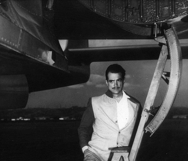 Check Out What Howard Hughes Looked Like  in 1946 