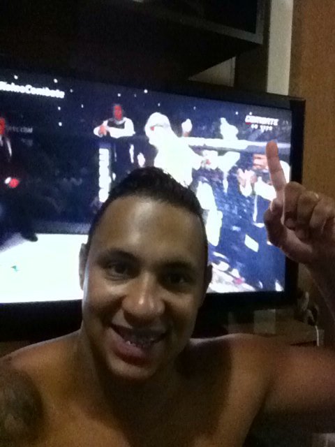 PH_MMA's tweet photo. Lets'go #AldoReinoCombate, Belo Horizonte está com vc ! #AldoReinoCombate @canalCombate https://t.co/DwsEojHylP