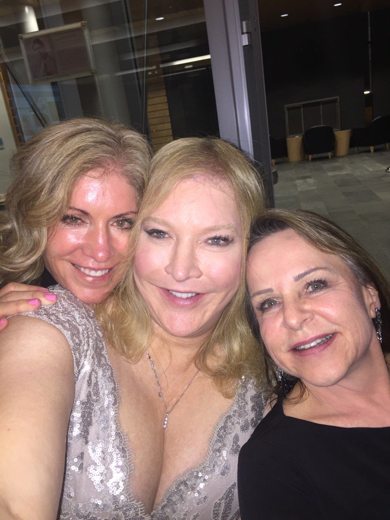 drdebsmith's tweet photo. #Seattlesnowball https://t.co/Pp7Ffp9K8K
