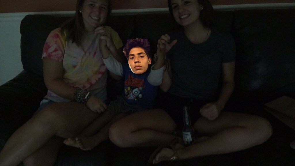 Adrian_duude's tweet photo. Happy Birthday to a brother. I love you man. Make it a good one 👌🏼🏄 #hellahomo @jessince99 https://t.co/SH9YlOqRVk