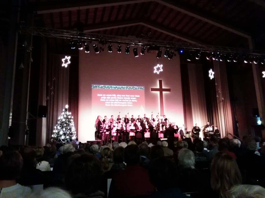 RejoiceZuidland's tweet photo. Het was een geweldige avond. Dank jullie wel allemaal. https://t.co/Rl5aQ0yGoo
