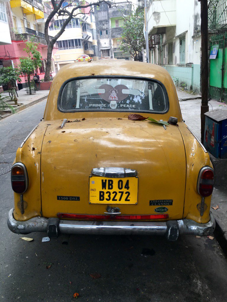 tatanano's tweet photo. We love the Amby, but that was so 20th century. https://t.co/Smp9rAtzM8