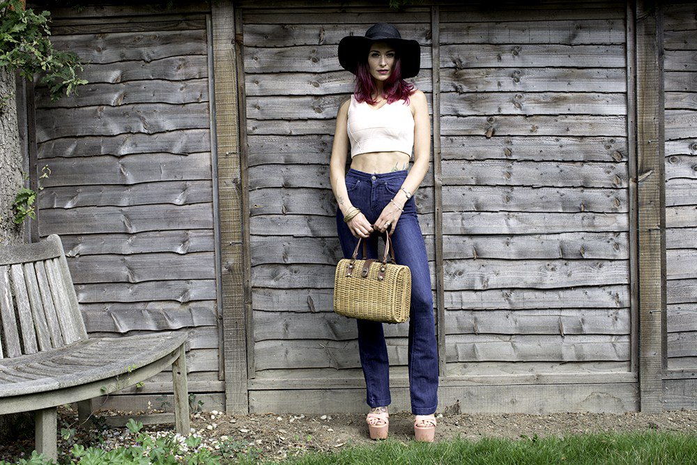 Check out: Why You Need 70's Kick Flares buff.ly/21YfuEK