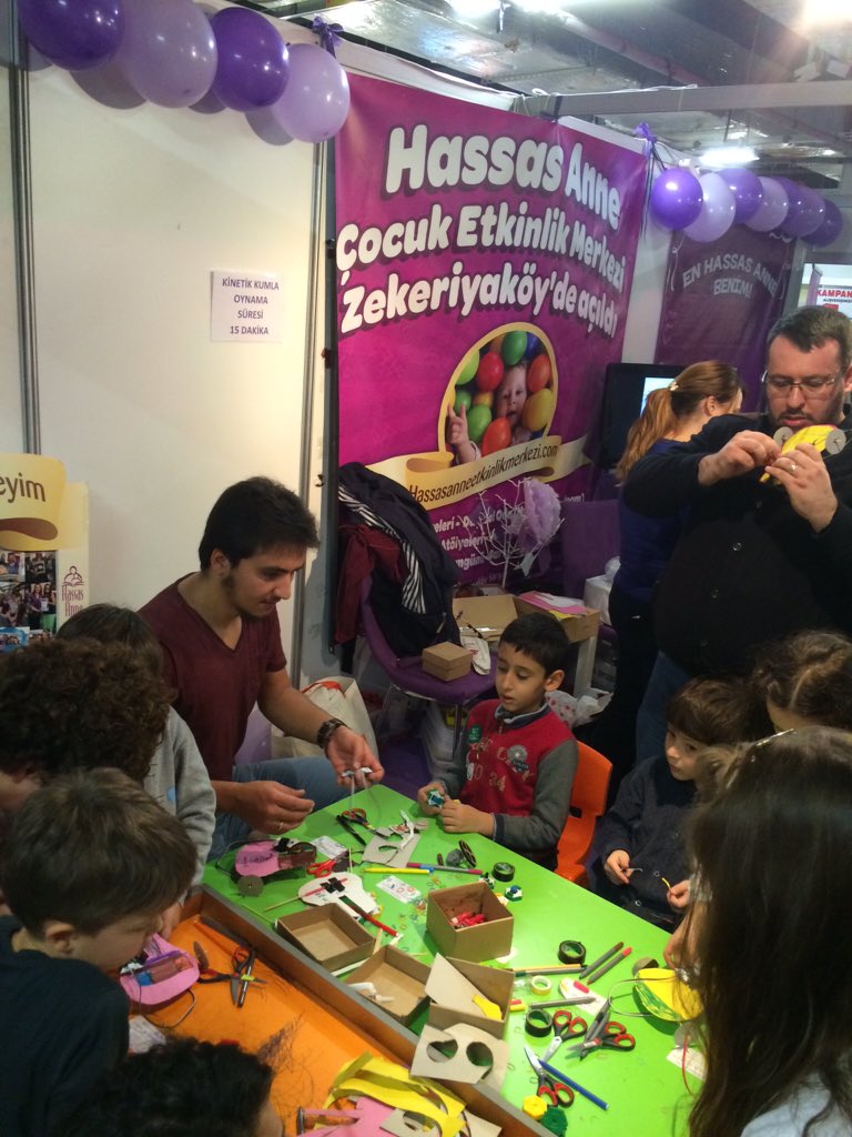 enedemdef's tweet photo. #üçüncügün @ibsfuar #makeyblocks @makeyblocks https://t.co/H1LmtxbSu3