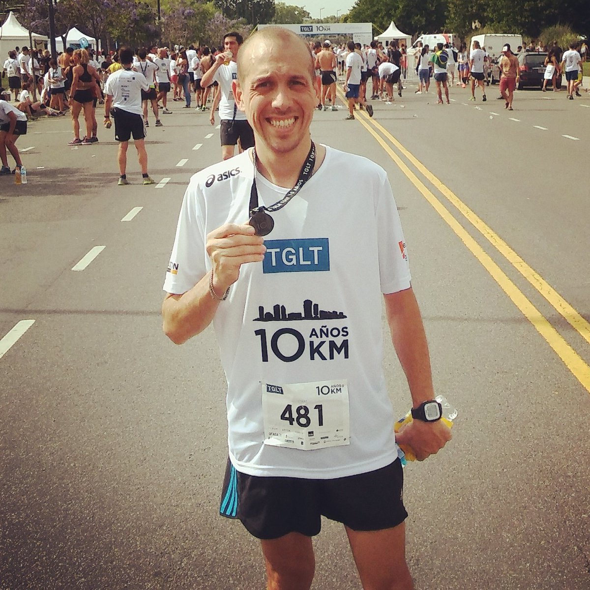 Pombeta's tweet photo. Se corrió, se sufrió mucho el calor pero se completó #10kTGLT https://t.co/nK5KyVBCiZ