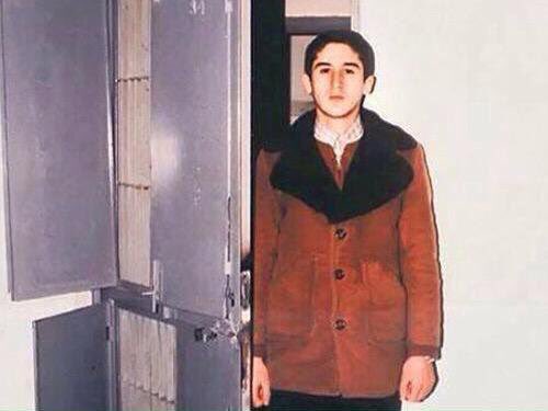uniqclip's tweet photo. Erdal Eren, 12 Eylül darbesi sonrası "Asmayalım da besleyelim mi?” denilerek 17 yaşında idam edileli 35 yıl oldu. https://t.co/2NRCoATwA7
