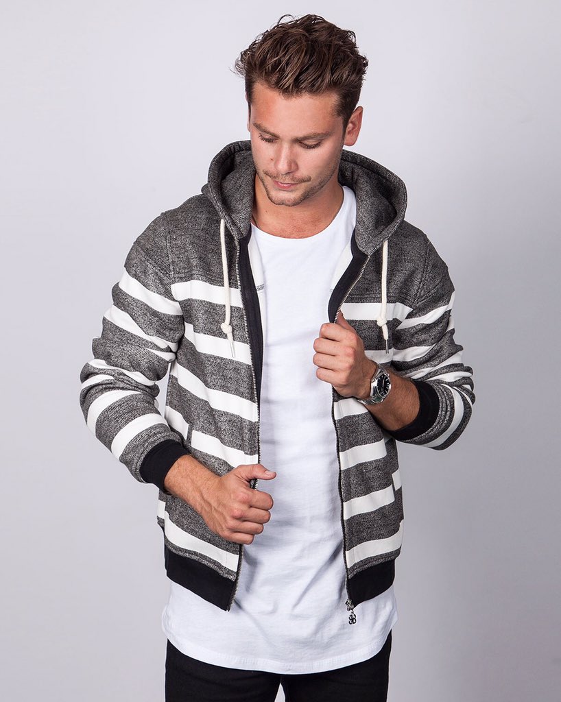 heidicom's tweet photo. #heidicom by #BastianBaker #swissBrand #Schweiz #Suisse #Svizzera #Switzerland #swiss #artist #clothing #swisslabel https://t.co/dFl7GjNwat