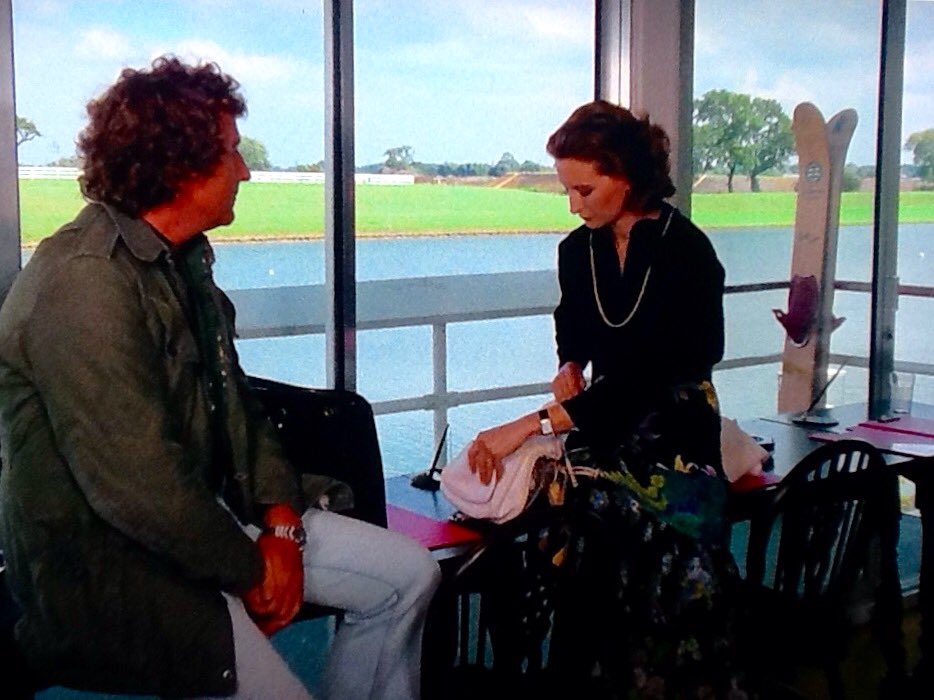 CI5BDC's tweet photo. #KeithBarron &amp; #DiTrevis doing a "deal" for the factory keys - on location at Thorpe Park Ski Lakes just off the M3 https://t.co/xl6HNUfc66