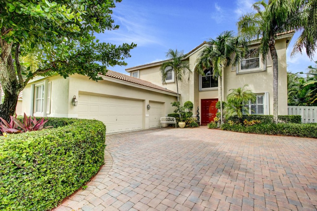 inwinstontrails's tweet image. You&apos;ll like this video. Beautiful golf course home we just sold. #remax #winstontrails vimeo.com/143183225