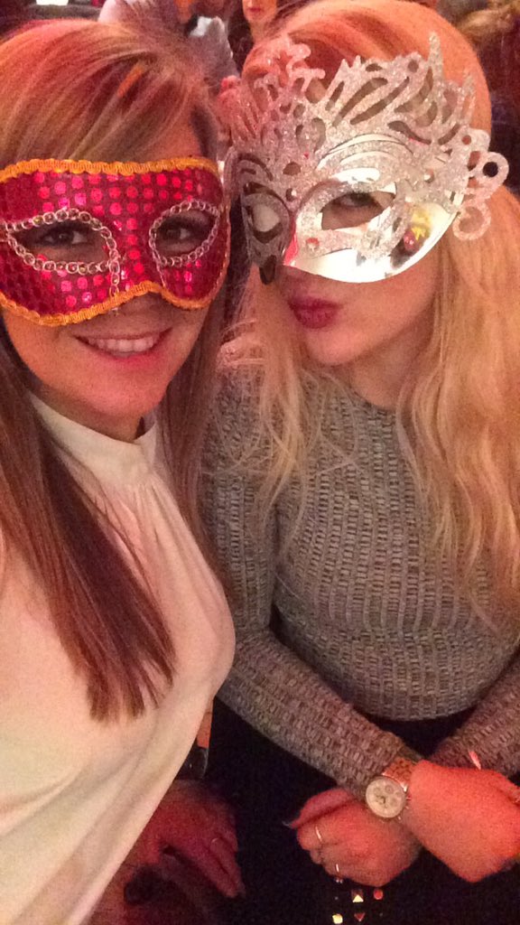 Jesica92Harding's tweet photo. Love that last night turned into masquerade! Now for a real masquerade ball 🙏 https://t.co/pfsOeVMpKK