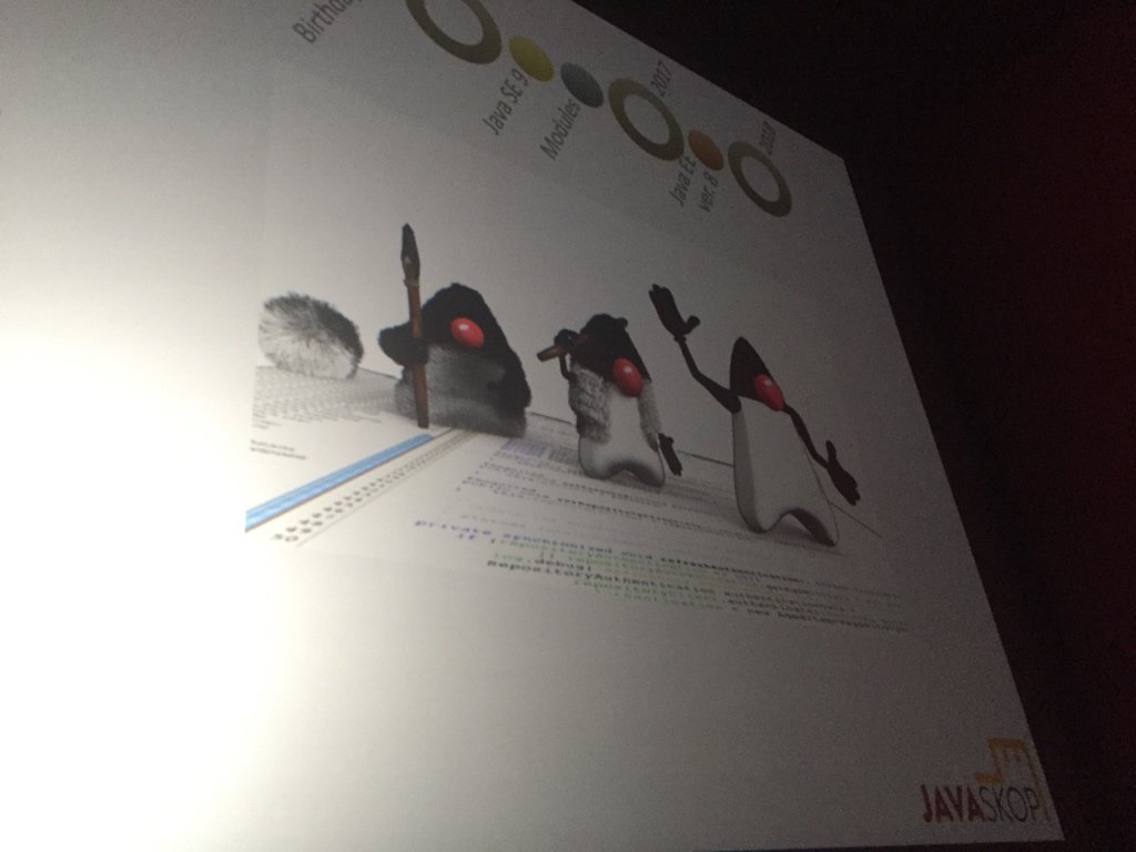 hsilomedus's tweet image. Java is mature now. #JavaSkop