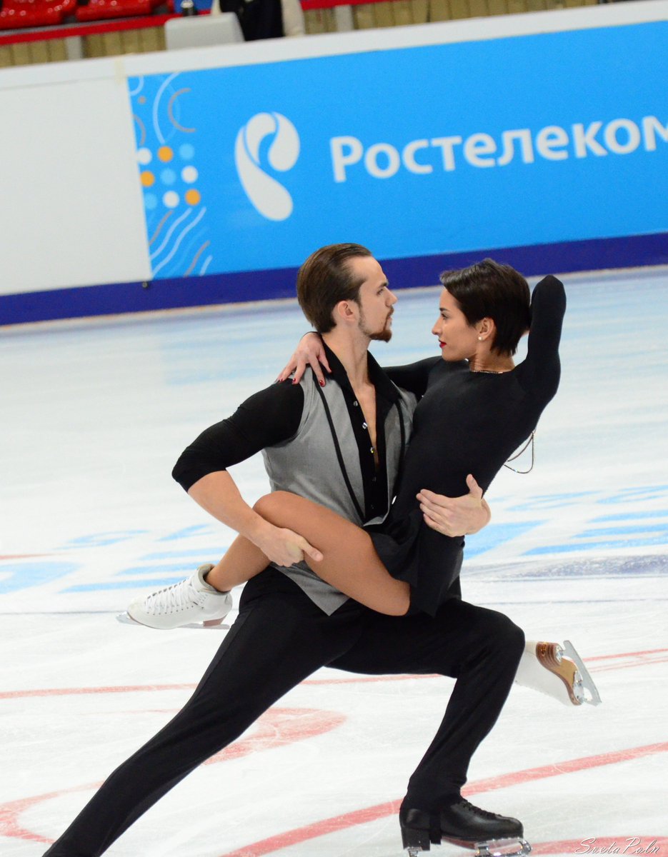 SvetaPoln's tweet photo. Короткая программа. Гран-При по фигурному катанию 2015. Москва 
Фото https://t.co/ZBjOivcmA9  #CoR15 https://t.co/4iMLvhZD4D