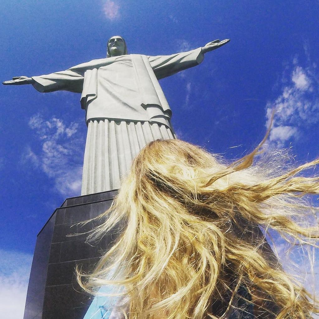 challengesophie's tweet photo. Today we ran up to the Christ Redeemer statue. Two hours uphill in the jungle, dodging sna… https://t.co/FRvFMoCnIn https://t.co/Jsh6FaCDa8