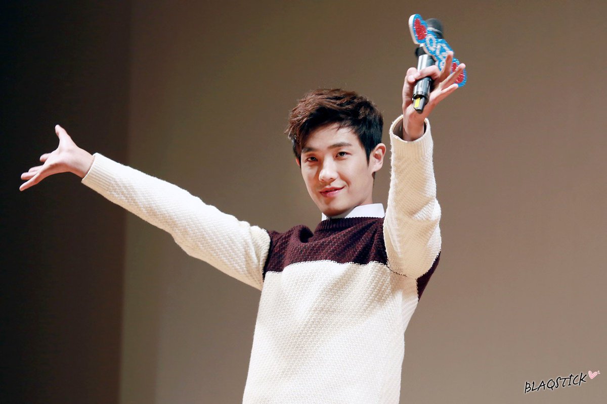 BLAQSTICK's tweet photo. [update]151205 Lee;Start 팬미팅:: 이준💕 https://t.co/b2JQPxqCl7 https://t.co/W9MnIGpxaf