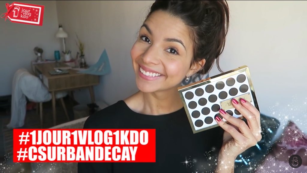 c1m8ll3's tweet photo. #1jour1vlog1kdo #csurbandecay Ce sourire tellement jolie 💋👌🏼 @SafiaVendome @CarolineEtSafia https://t.co/J9z9ix1zmg