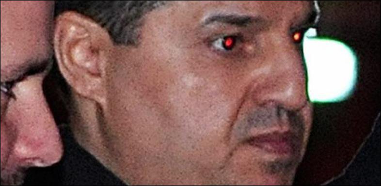 20minutesOnline's tweet image. Procès pour viol à Londres: «J'ai trébuché et je l'ai pénétrée par accident» bit.ly/1NiPEUa