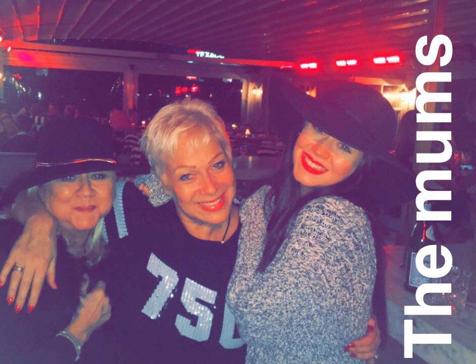 Denise Welch tweet media