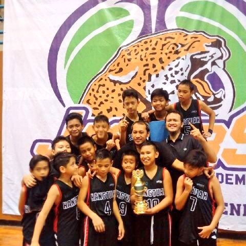 Hang Tuah meraih National Basket Championship 2015, KU-12 setelah kalahkan Cougars (31-24).