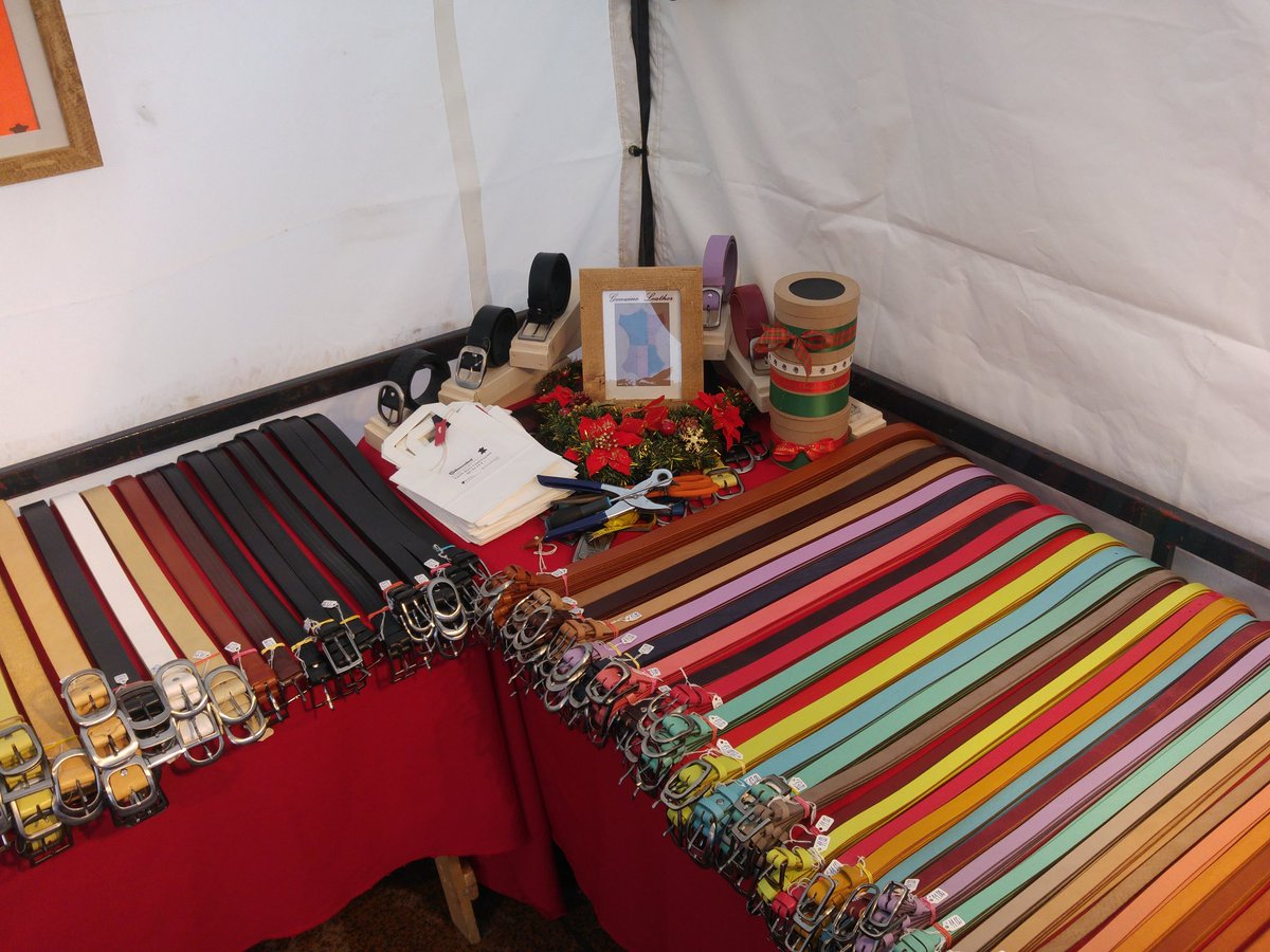 revealed_uk's tweet photo. Come and find a perfect gifts @WillowPlaceCorb today untill 1600h @loveurlocalmkt @CorbyRadio https://t.co/clMzgdyLHo