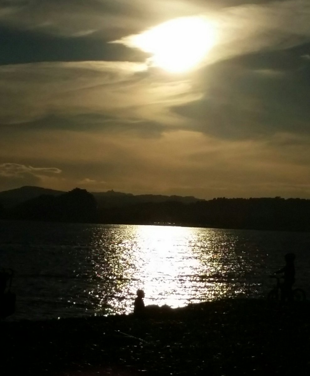 fa_ynn's tweet photo. #sunset #cagnessurmer06 https://t.co/uySz2GpwlV