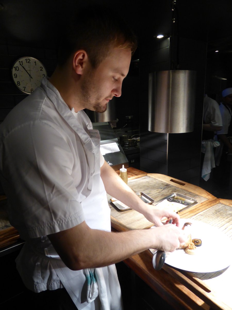 Thanks to Head Chef <a href="/dbainbridge88/">Dale Bainbridge</a> for showing us the kitchen last night <a href="/PollenStSocial/">Pollen Street Social</a>