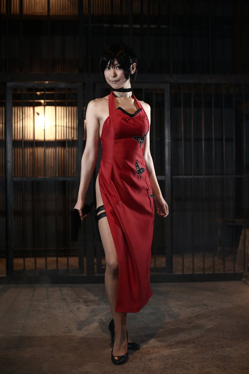 コバレオ レイヤーモデラー ゲストご紹介 橘恋さん Ren 3 いつもエイダ役でお世話になっております バイオ2再現写真では最高の演技をして頂いてます W 今回売り子でもお手伝いいただく予定です 13年 14年rom共に収録 T