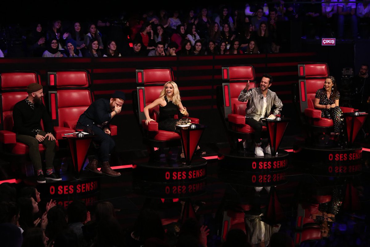 Jüri üyeleri <a href="/Hadise/">HADİSE</a> <a href="/EbruGundes/">Ebru Gündeş</a> <a href="/MuratBoz/">Murat Boz</a> <a href="/gokhanozoguz/">Gökhan Özoğuz</a> #HakanÖzoğuz ile #OSesTürkiye devam ediyor!