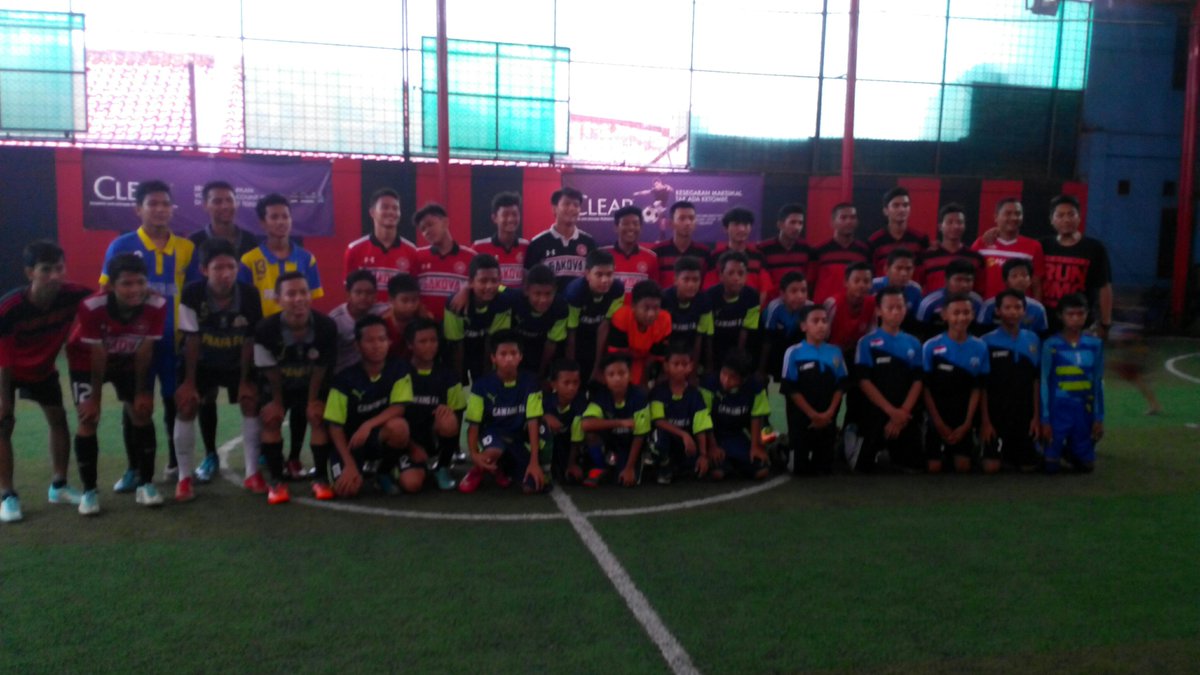 Foto2 <a href="/PrafaFutsal/">Prafa futsal</a> <a href="/SF_Winner/">SF Winner</a> <a href="/SFB_03/">SF.Barret</a> <a href="/cawangfa/">Cawang FA</a> <a href="/InfoAAFI/">Akademi Futsal</a> <a href="/Bolalob/">Bolalob.com</a>
