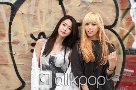 narapics's tweet image. #HappyYoonjoDay 👭💕