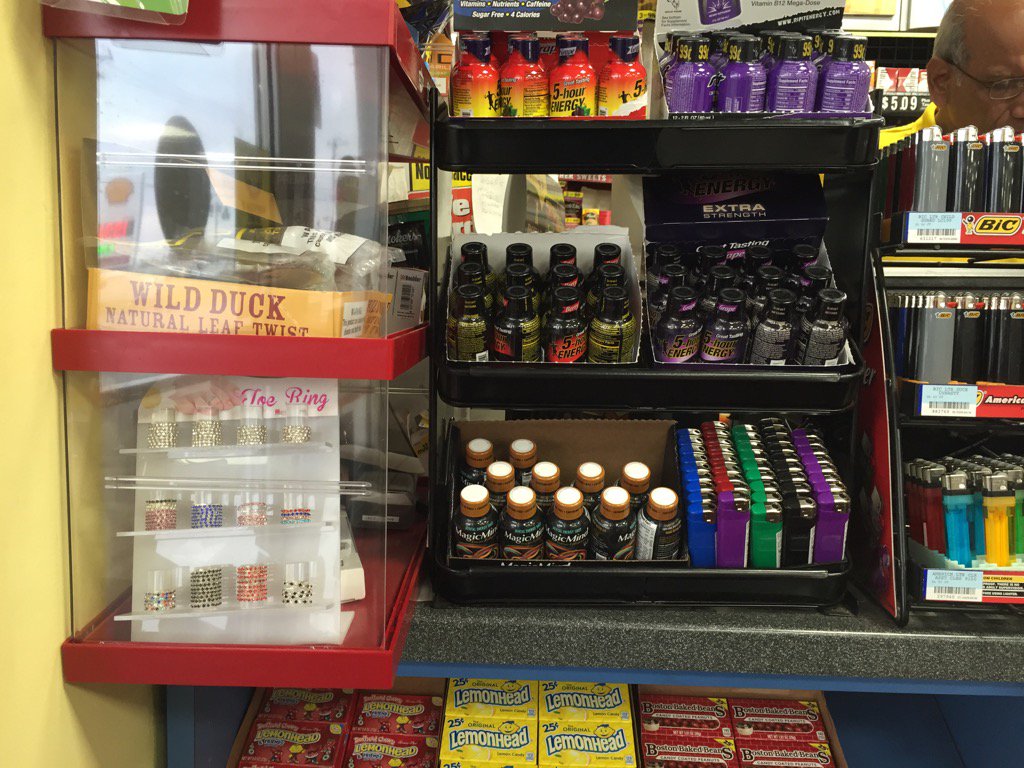 BradyMescher's tweet photo. Picked up my MagicMind at the Cold Spring Shell. @magic_nutrition https://t.co/8n2tlsxsI3