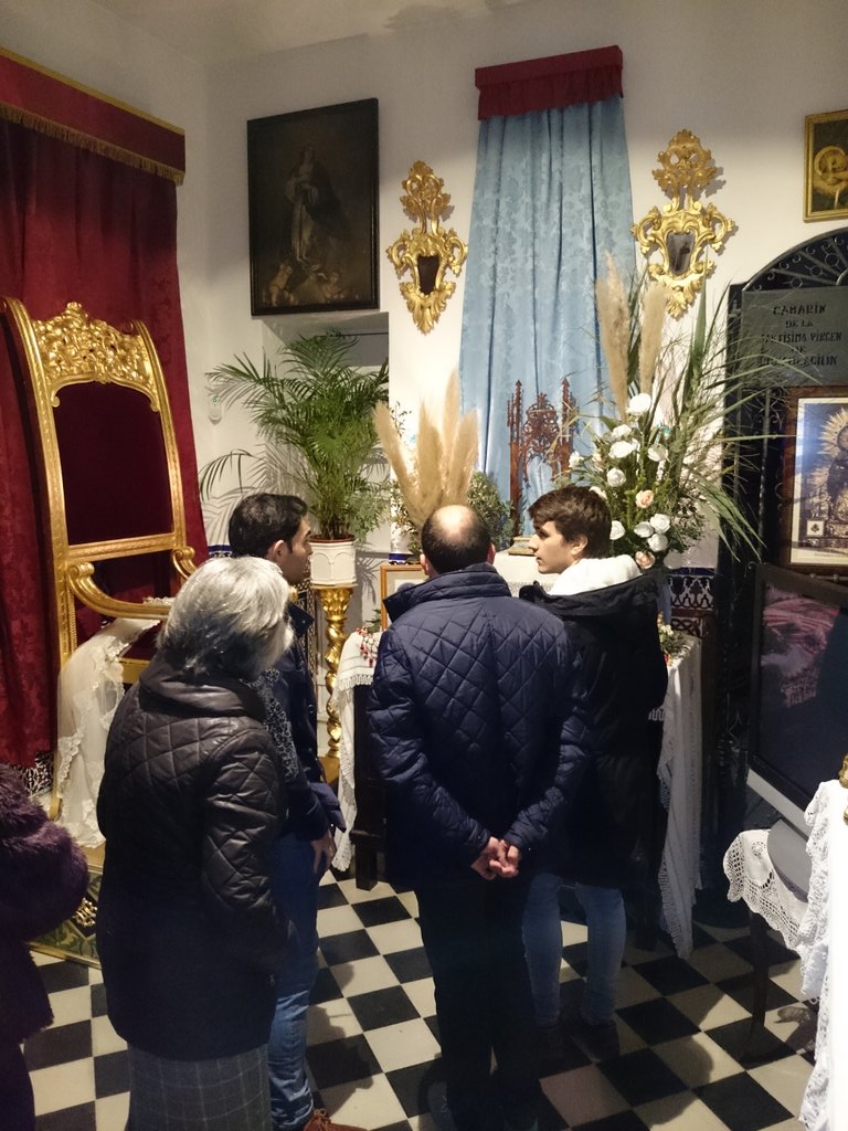 HdadConsolacion's tweet photo. Inaugurada la exposición litúrgico patrimonial en torno a la Navidad "Niño Divino" https://t.co/NuwgiD6L39