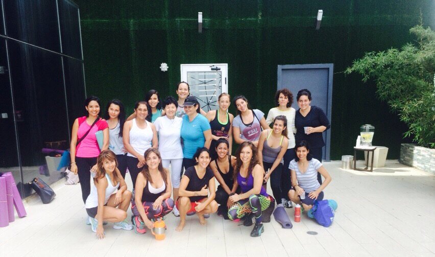 VerdealMaximo's tweet photo. Gracias a los asistentes de nuestra clase de hoy #pilatesVAM gracias a @sortishotel por el espacio la pasamos genial https://t.co/rcNFJZPZYZ