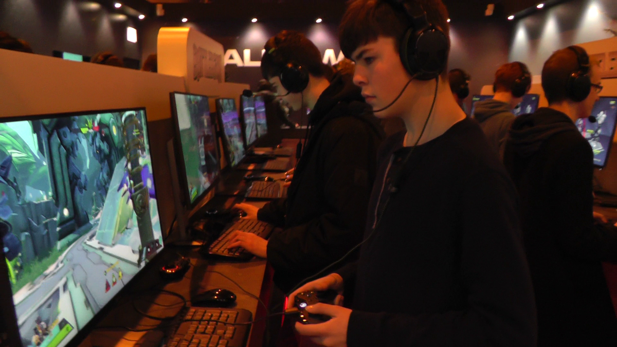 GameTrader2 tweet picture