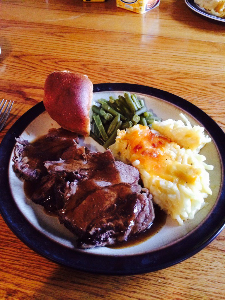 kjbussen's tweet photo. So yeah... Time to eat https://t.co/mHlrBcCcer