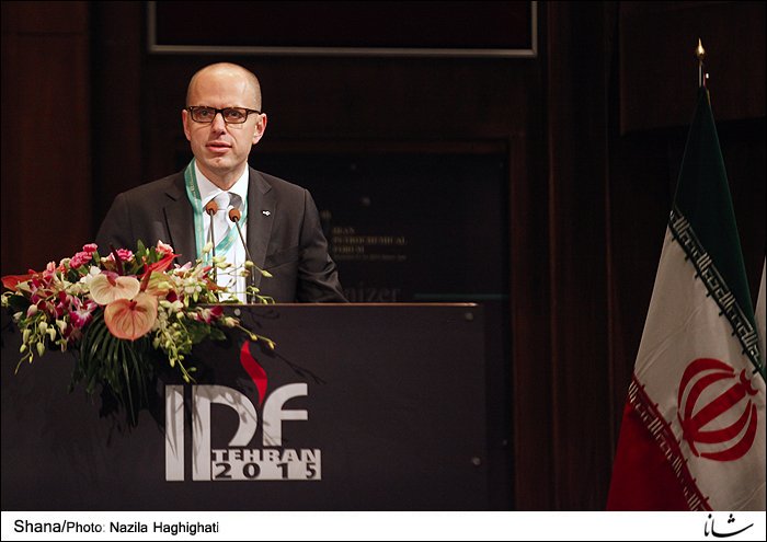 Iran's tweet photo. #Linde says will join #Iran after #JCPOA implmntation
https://t.co/59lBpUpbf8
#IranDeal #IPF2015 @The_Linde_Group https://t.co/Xq0LmJKhma