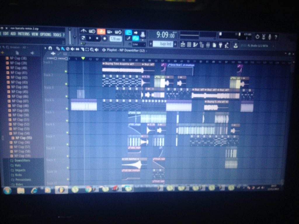 Dandole los últimos detalles, esperemos que os guste cuando lo oigáis <a href="/DesaliaMusic/">Desalia Music</a> <a href="/RonBarceloSpain/">RONI🔥</a>