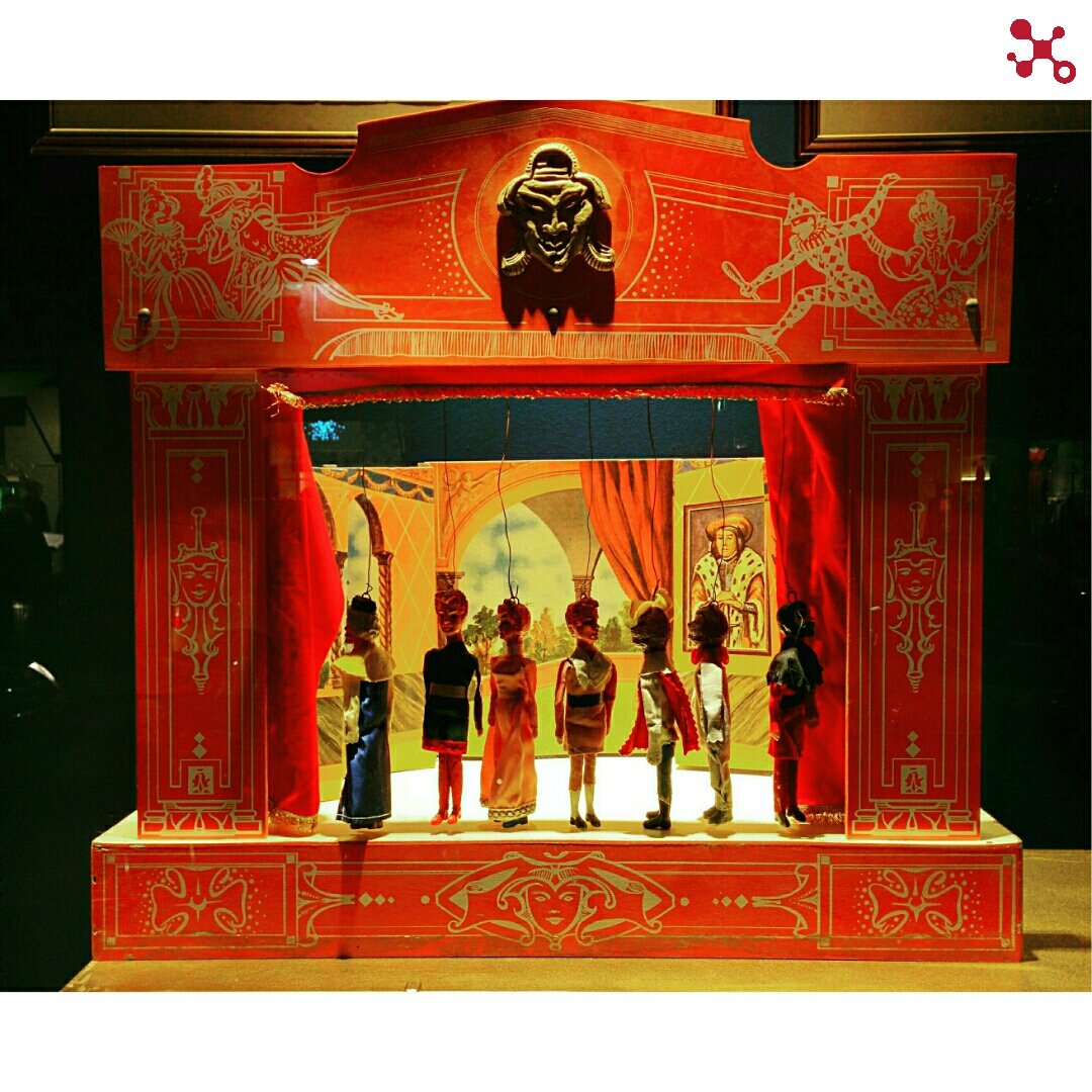 eventiatmilano's tweet photo. Vetrine e #giocattoli a Milano: splendido showcase del Museo Balbiano in via Solferino 10! #toys #eventiatmilano https://t.co/X0aezJC7JA