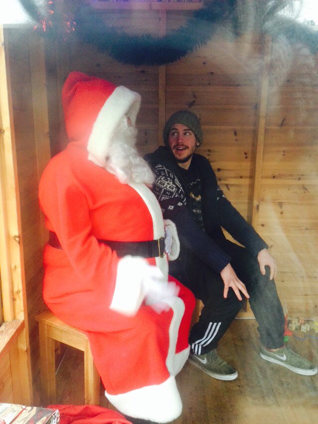 DBSProductions's tweet photo. Never too old for a quick chat with Santa! #Christmas #SantaBanta Grotto @dundeeuni Botanic Garden @dundeecity https://t.co/T8Fglc0Ez3