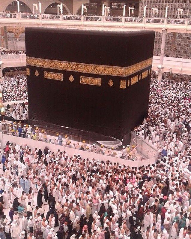 TheHolyMosque's tweet photo. Lovely view of the Ka'bah recently https://t.co/IULXoLHpNS