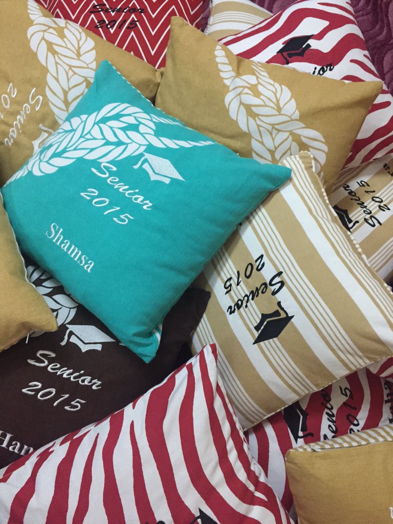 _ilovead_'s tweet photo. Perfect persolized gift for the whole class... why not?
.
#ulovead https://t.co/if2aCyhoc4