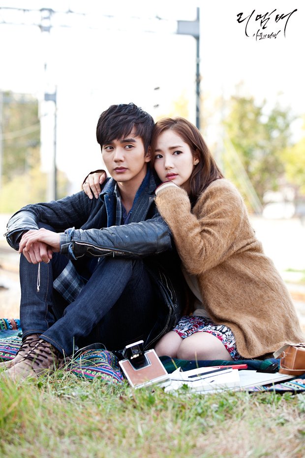 TheDramaKorea's tweet photo. 2 episode pertama Remember - War of the Son perpaduan Pinocchio + Miracle in Cell No.7 + Healer. https://t.co/ZWm4GJSipy