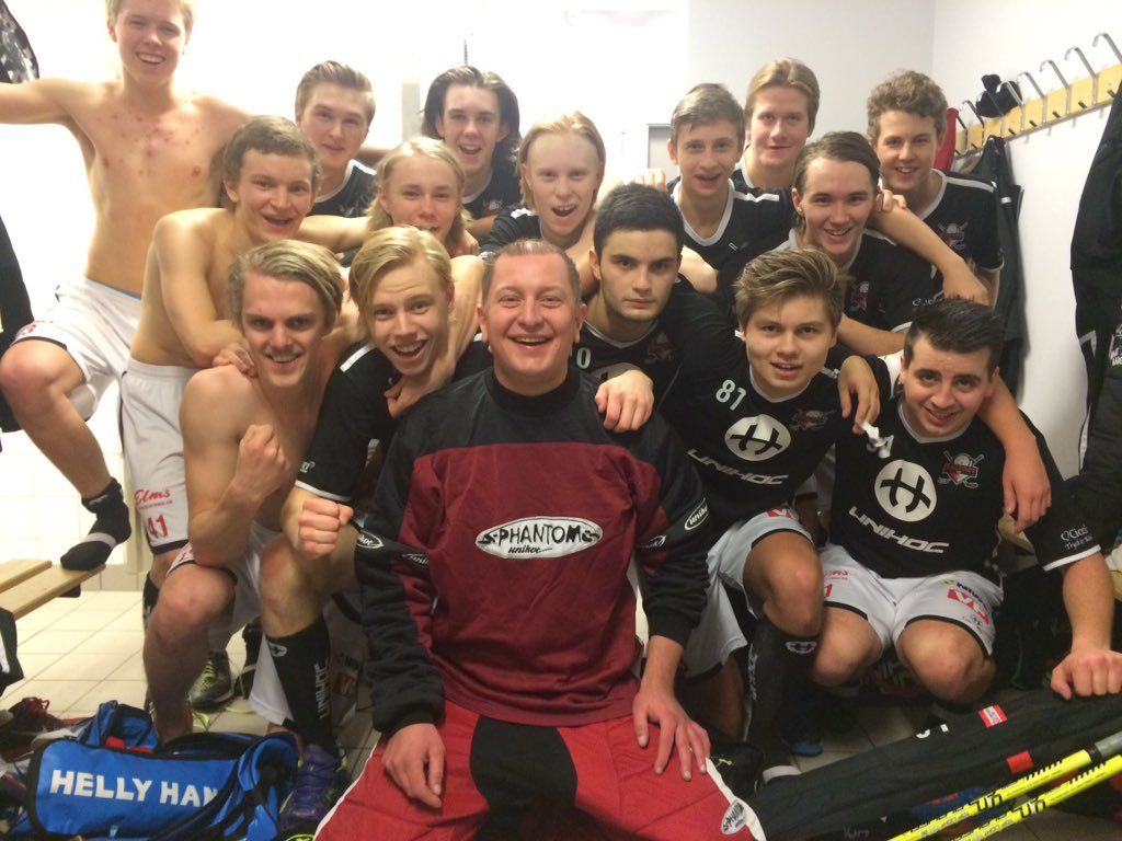 HagforsIBS's tweet photo. Det blev seger för U-laget mot Vålberg med hela 18-2. Comebackande Richard Bjöörn spelade sista 2 min å höll nollan. https://t.co/NouMwgYGPy