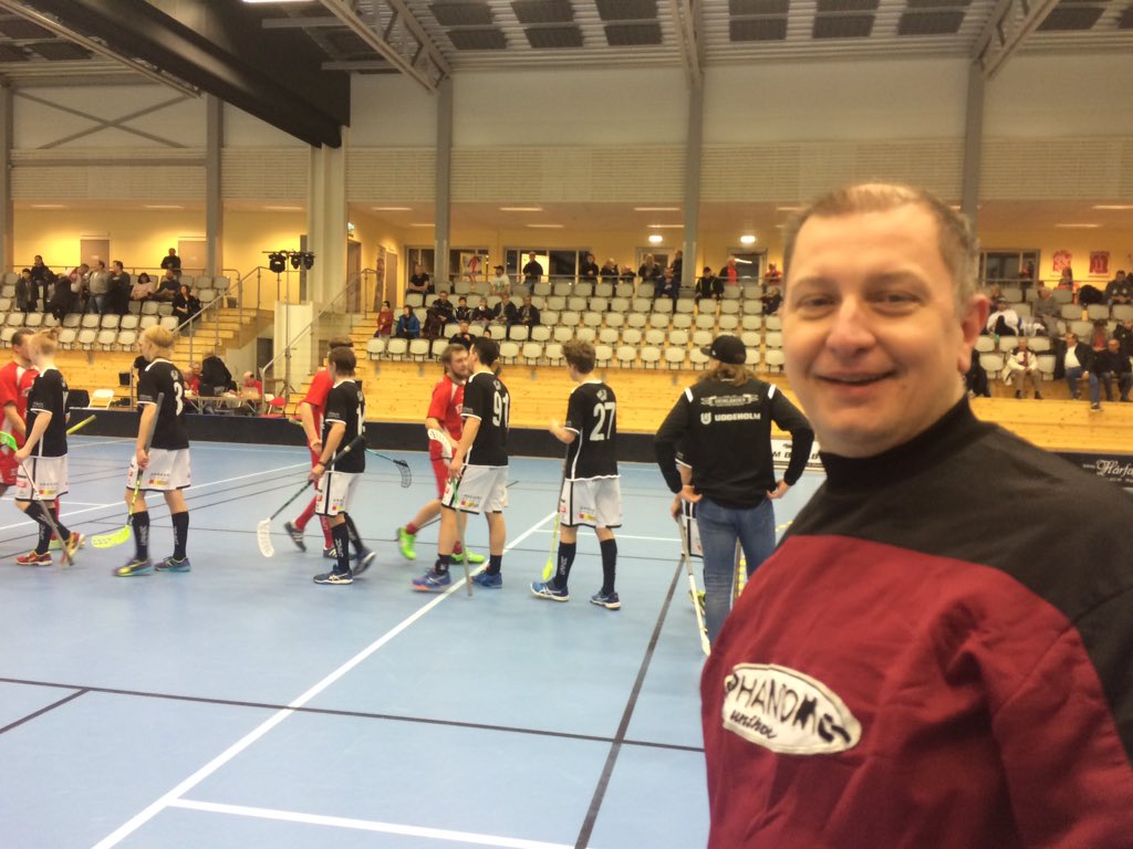 HagforsIBS's tweet photo. Det blev seger för U-laget mot Vålberg med hela 18-2. Comebackande Richard Bjöörn spelade sista 2 min å höll nollan. https://t.co/NouMwgYGPy