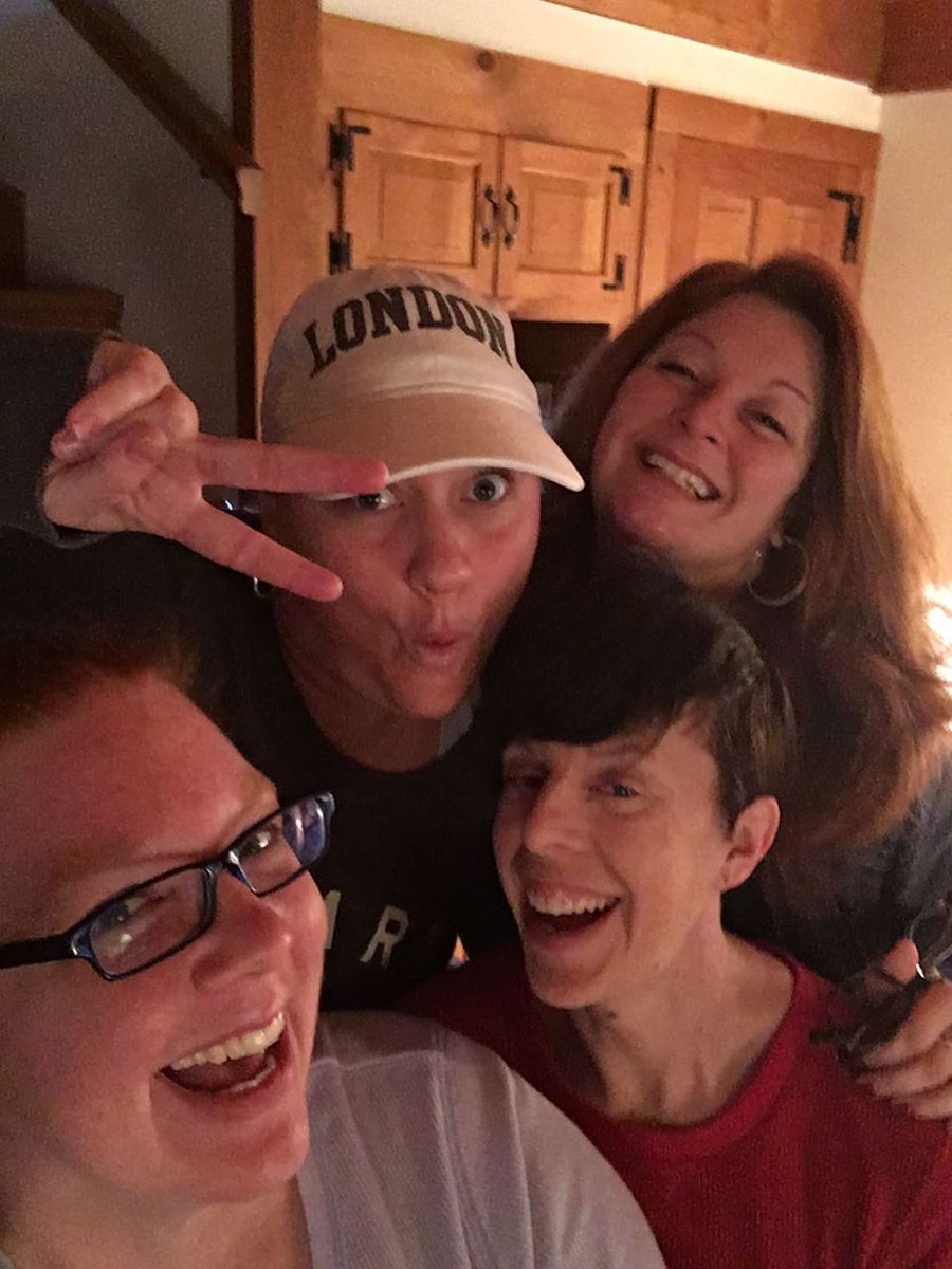 jennifergracen's tweet photo. We iz silly.
Miss you already, @LongWritingRoad @KarenDeLabar @Janelle_Jensen #sistersofmyheart #annualweekend https://t.co/qEXDn5q7hF