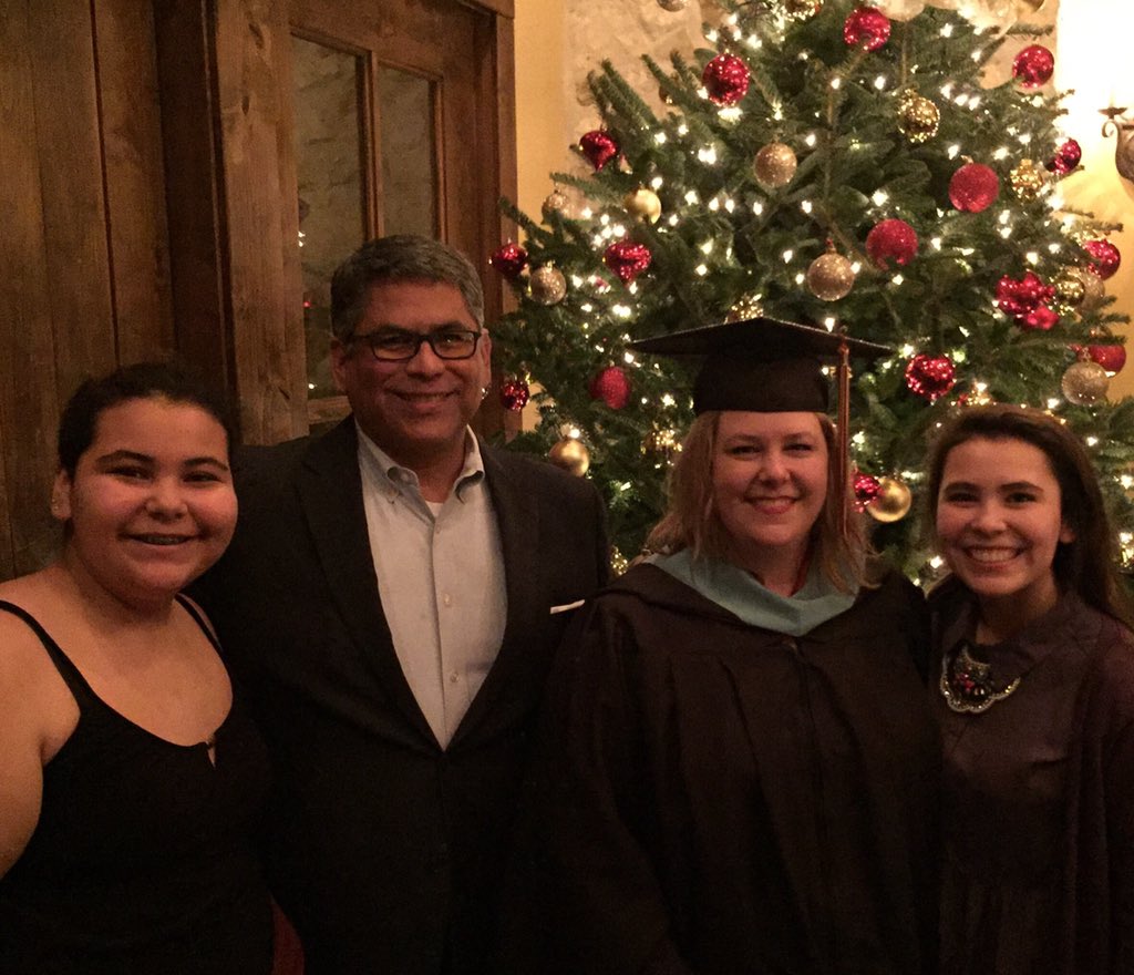 HeatherRSolis's tweet photo. Graduation day! 🎓 #mastersdegree #texasstategrad https://t.co/NkPQTgRBY7