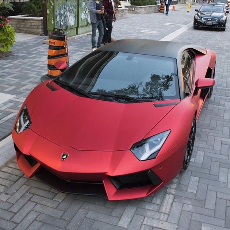 Amazing_CarsIG's tweet photo. Matte Red AV https://t.co/vfMNEA0YYe