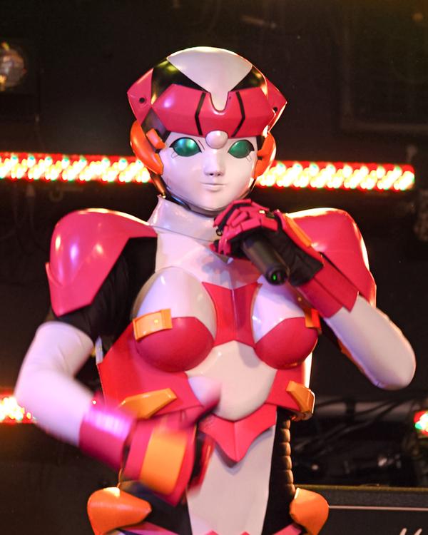 FabuleuxFilms's tweet photo. Less than two weeks until #BlondeBot returns! https://t.co/btDbYGEKRl