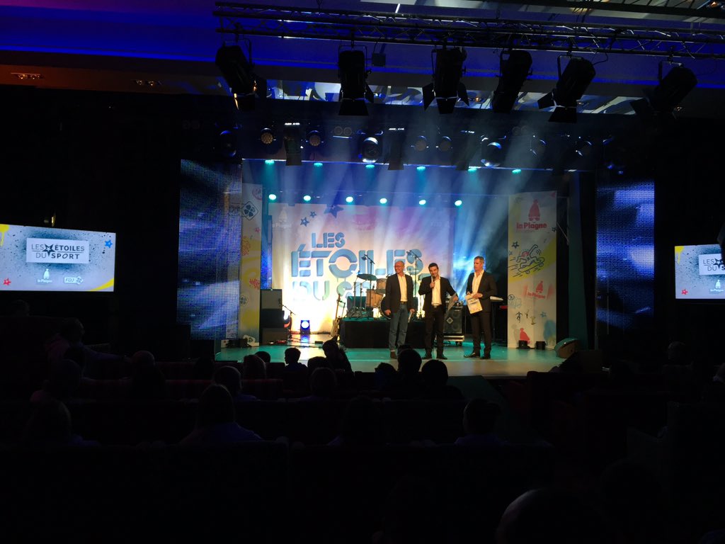 lolottemorel's tweet photo. Les @EtoilesduSport 2015 officiellement lancées! Partage et générosité sont nos maître-mot! 😄#LaFamilleEDS #EDS2015 https://t.co/FxXXUOh8wS