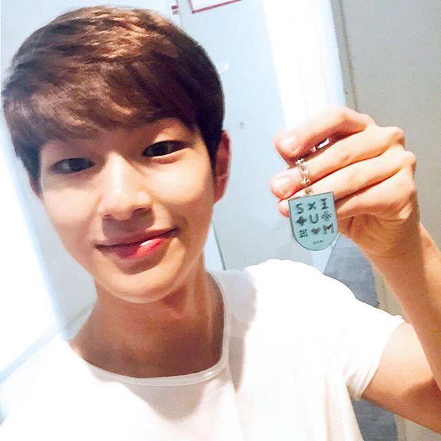 Forever_SHINee's tweet photo. Thank you for always working hard always!~~ Bringing the best for SHINee &amp; SHINee world!~ 💚 !! #진기야생일축하해 https://t.co/X7UKGfKQfD