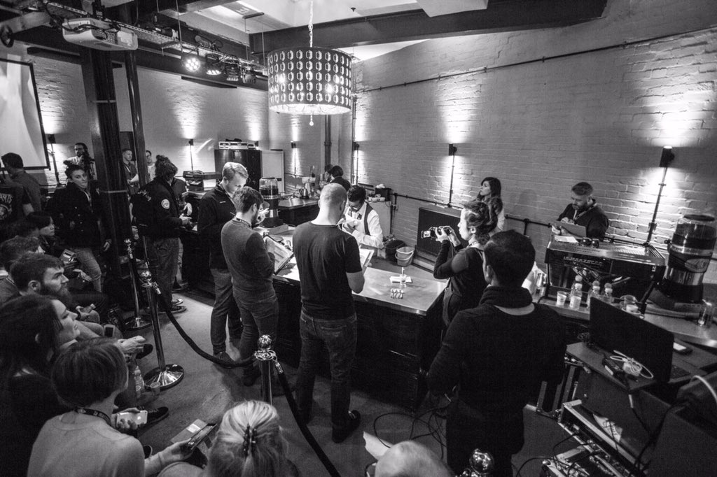 PerfectDailyG's tweet photo. Great to catch up with @IkawaCoffee @DavidJamesonUK @AssemblyRoast @terrone @lamarzocco #generationcoffee https://t.co/jvctDM1ZO7